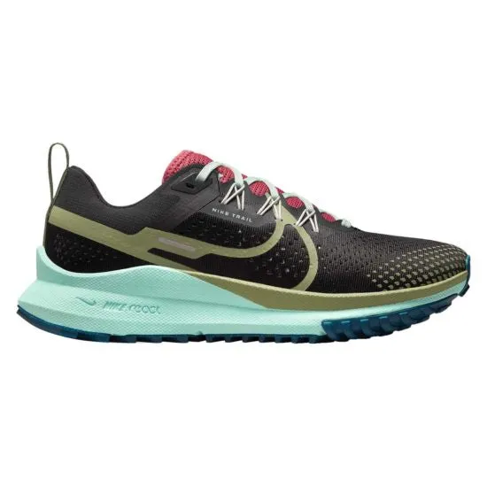 Women's Nike React Pegasus Trail 4